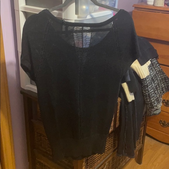 Guess shortsleeved sweater - Picture 2 of 2